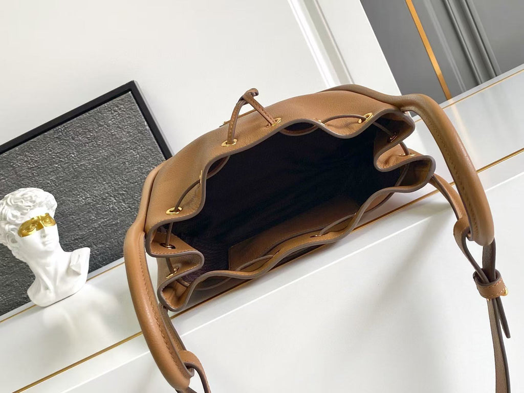 Darling mini leather bucket bag