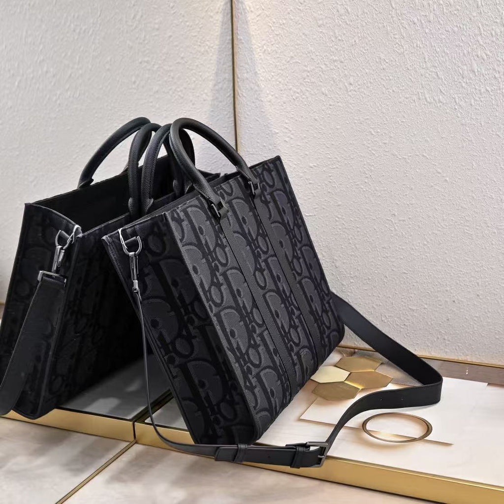 Bobby Tote Bag