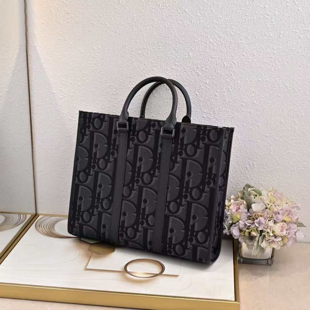 Bobby Tote Bag