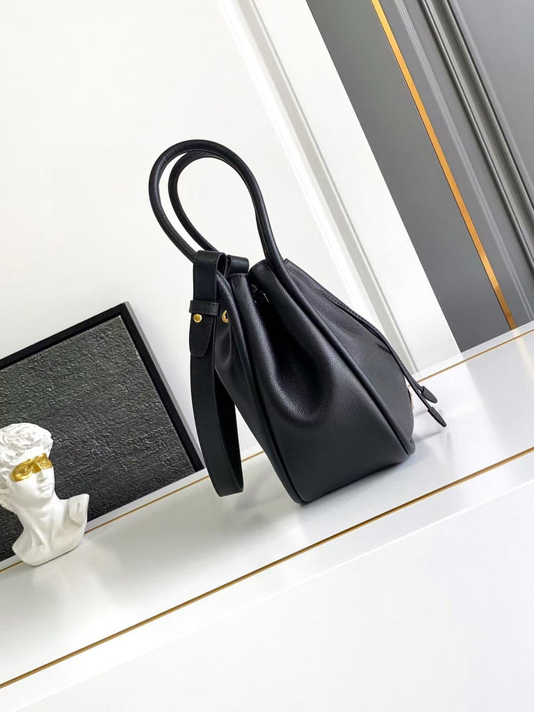Darling mini leather bucket bag