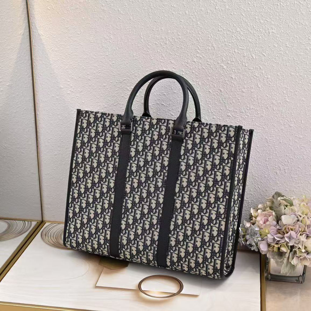Bobby Tote Bag
