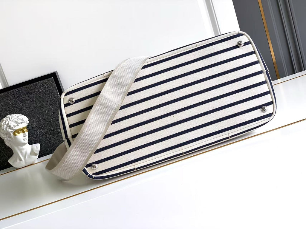 Striped canvas tote bag