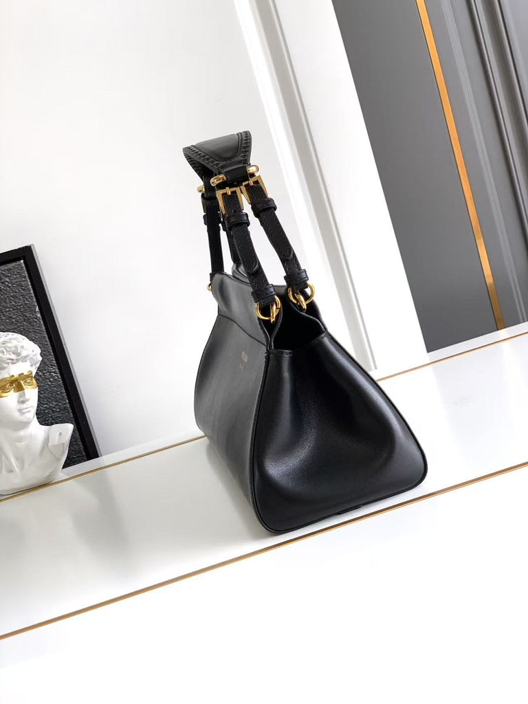 Enchainé handbag