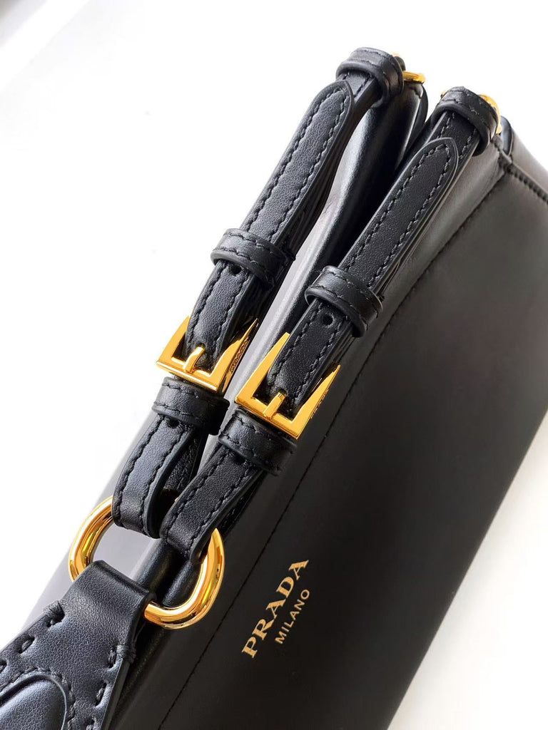 Enchainé handbag