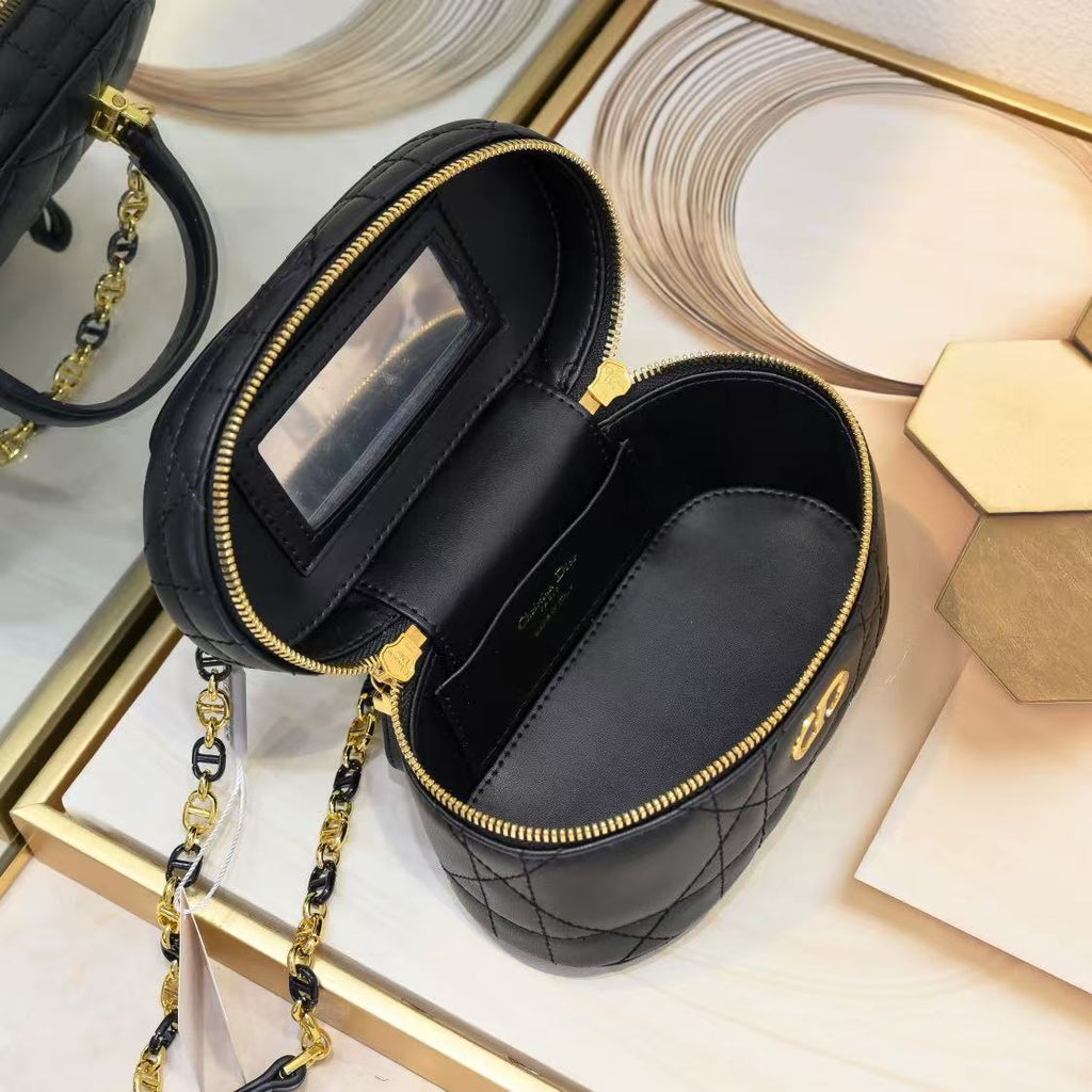 montaigne mini vanity bag