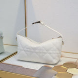 TRAVEL NOMAD Clutch