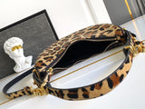 Arqué Leather Shoulder Bag