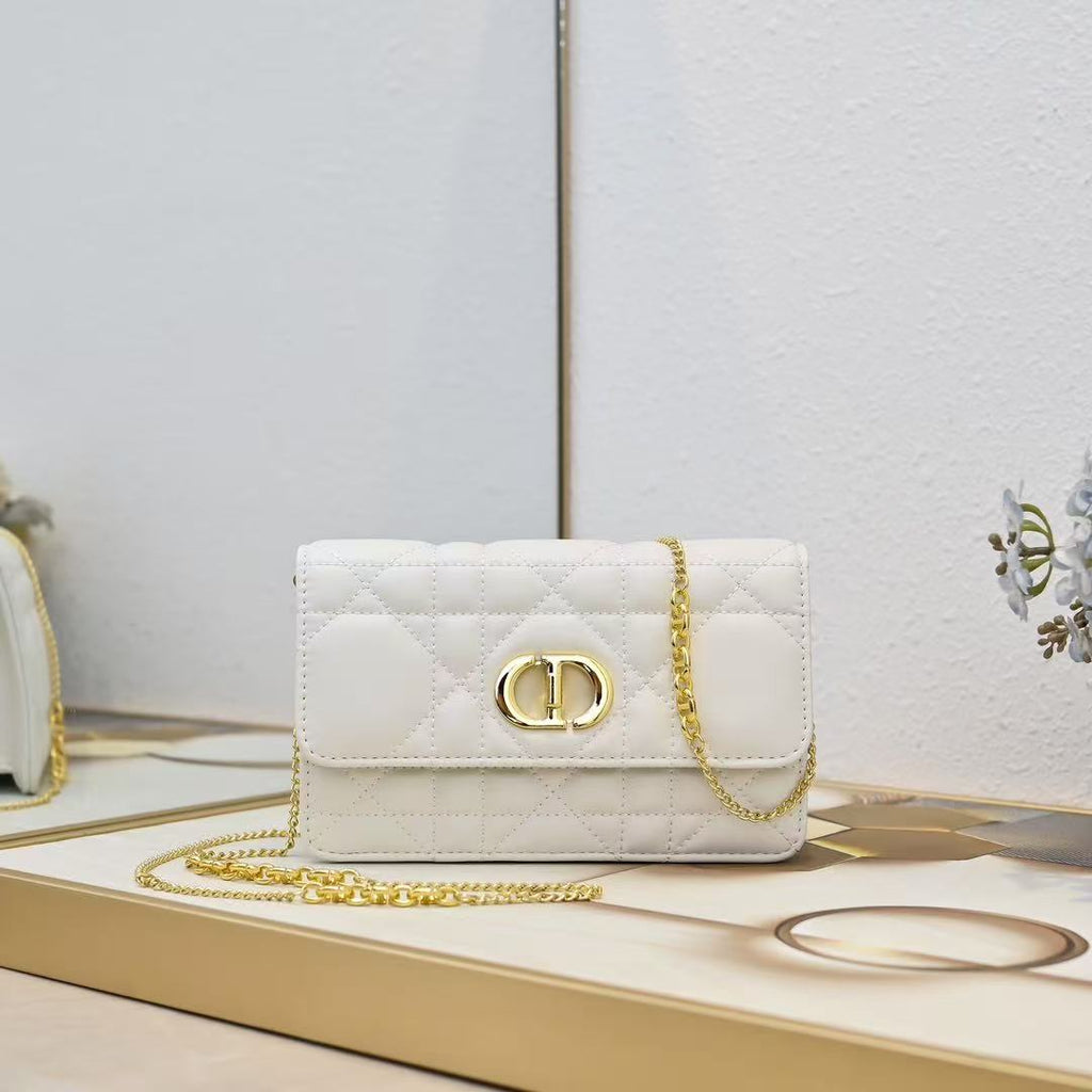 Caro handbag
