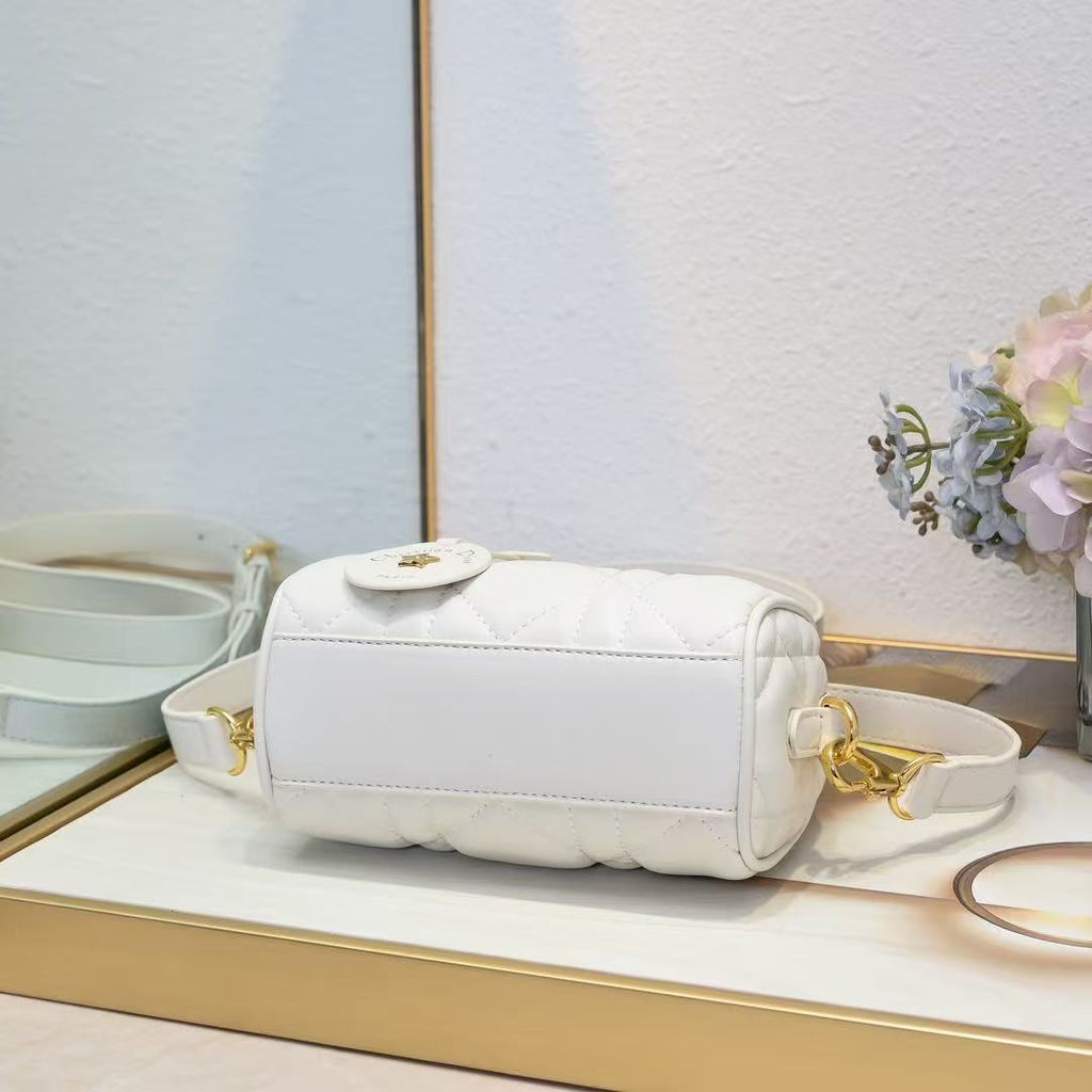 Groove 20 handbag