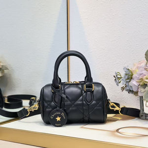 Groove 20 handbag