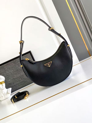 Hobo leather underarm bag
