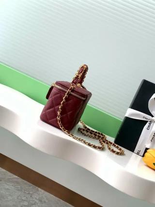 Leather CHANEL VANITY CASE WITH TOP HANDLE