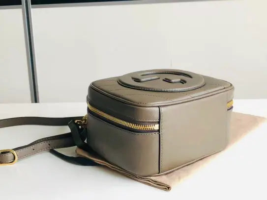 GG Marmont Mini Top-Handle Bag