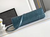Bonnie medium leather handbag