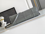 Bonnie medium leather handbag