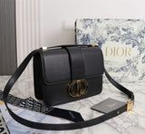 30 Montaigne Flap Bag