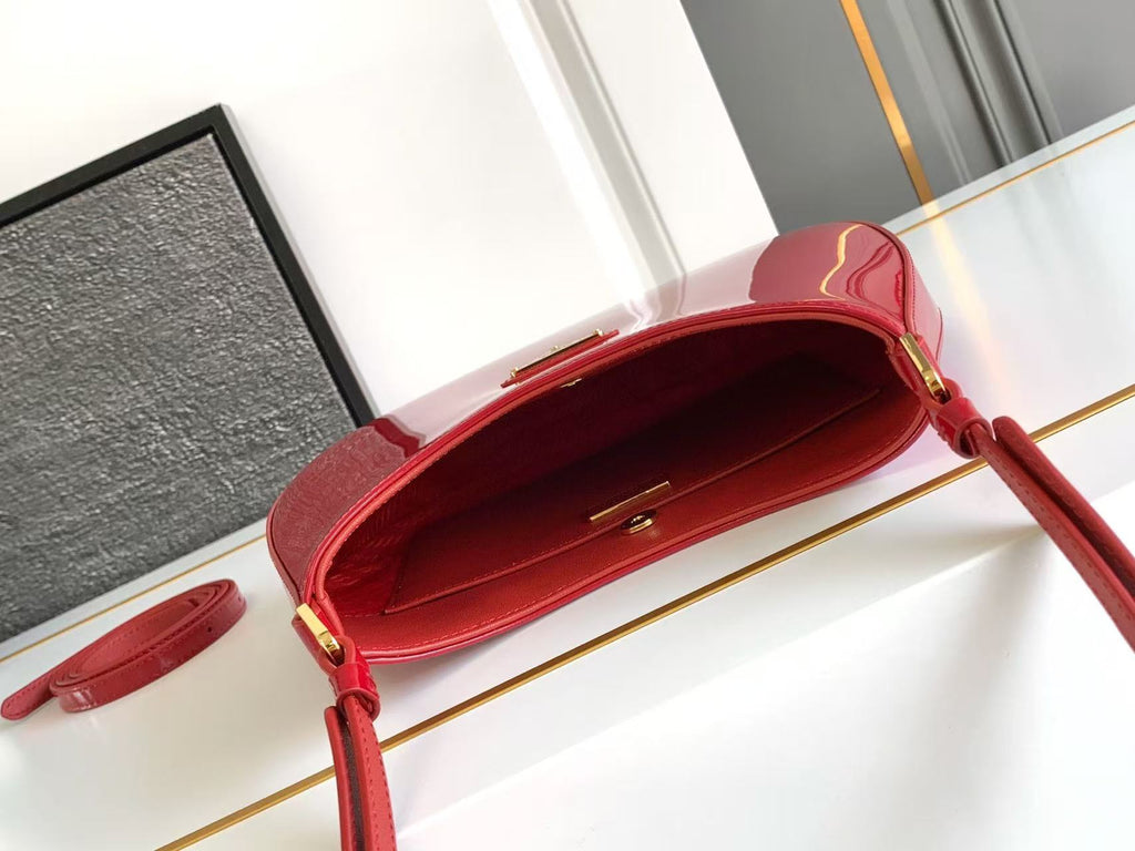 Patent leather underarm bag