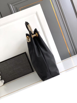 Nylon tote bag
