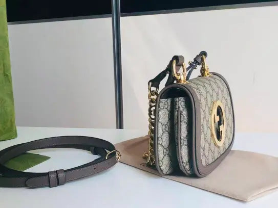Blondie Shoulder Bag