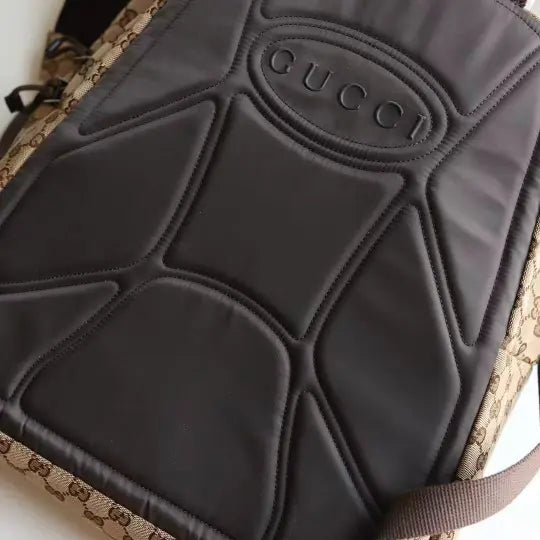 GG canvas medium backpack
