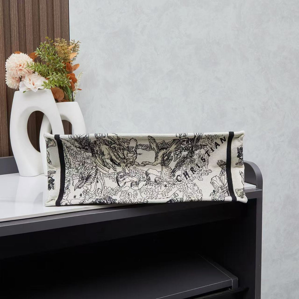 Medium Book Tote