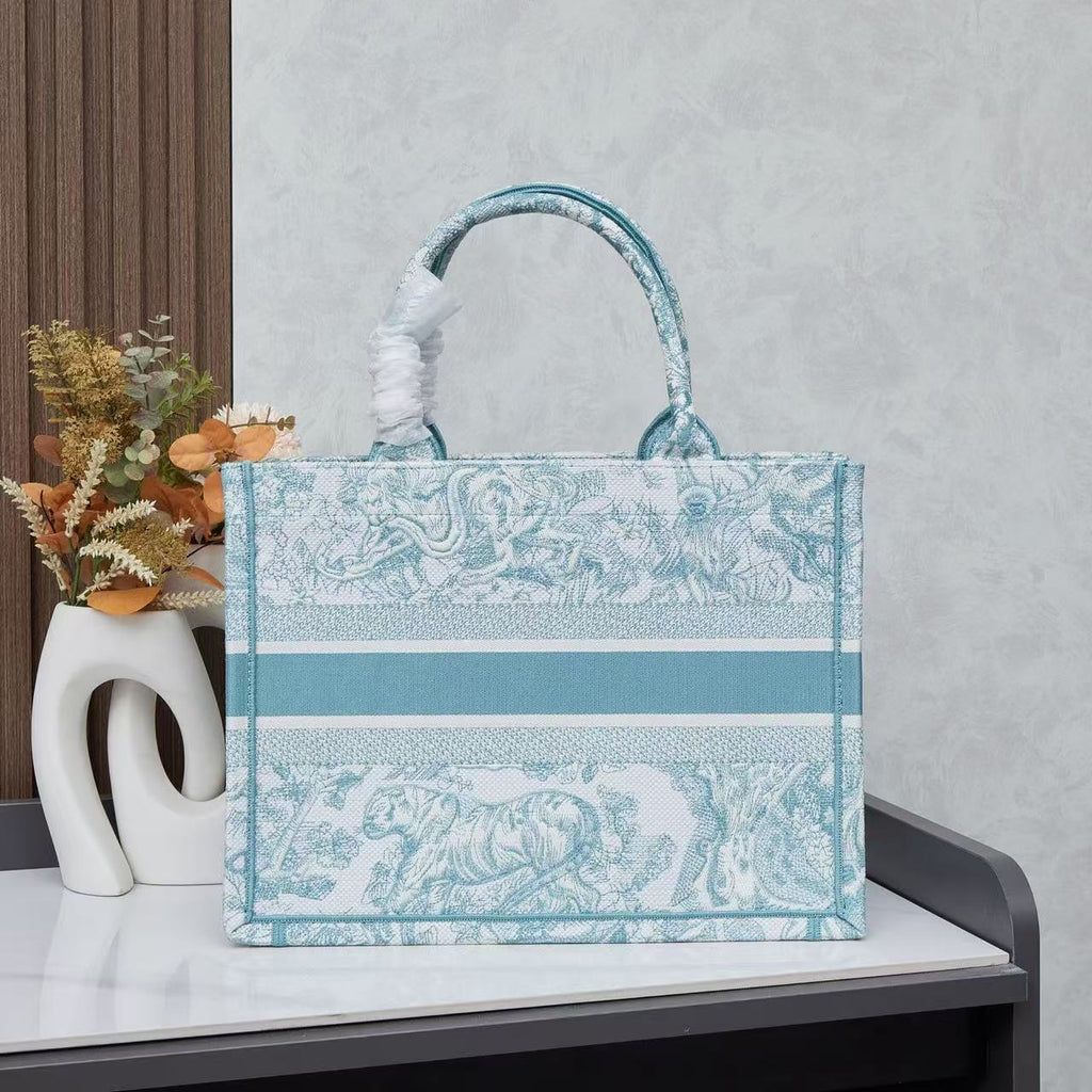 Medium Book Tote