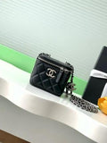 Small Vanity Case with Chain