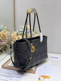 Toujours handbag