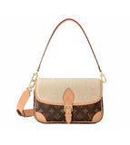 Pochette Métis plush special edition handbag