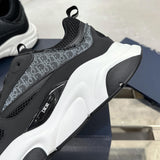 B22 Monochrome Streamlined Running Shoe (Men's) |3SN231ZHM_H960