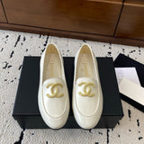 Women's Ivory White Glossy Calfskin Double C Logo Loafers| G39745 Y56385 10601