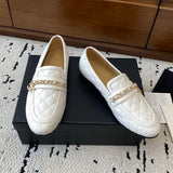 Women's White Calfskin Diamond-Quilted Chain-Detail Loafers |G36646 X01000 0P193