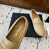 Women's Beige Diamond-Quilted Lambskin Chain-Detail Loafers| G36646 X01000 U5432