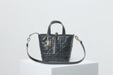 Toujours Black Vertical Tote Bag |M2835OSNW_M900