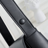 Black Lambskin Messenger Bag |AS6222-B24367-94305