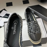 Women's Classic Double C Logo Silver-Threaded Black & White Tweed Straw Fisherman Sandals |G29762