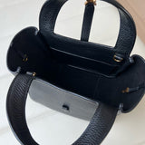 LE 5 À 7 BABY BEA Black Grained Leather Tote Bag 872469AADUU1000