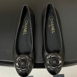Women's Black Sheepskin and Patent Leather Camellia Flat Ballet Shoes| G02819