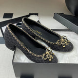Women's Classic Ballet Flats, Black Lambskin and Patent Leather Combination, with Gold Chain Details |G46663