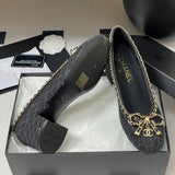 Women's Classic Ballet Flats, Black Lambskin and Patent Leather Combination, with Gold Chain Details |G46663