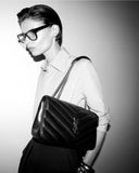 Loulou Series Medium Chain Shoulder Bag |574946 DV726 1000