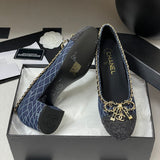 Women's Dark Blue Denim Diamond Quilted Chain Bow Chunky Mid-Heel Pumps| G47181