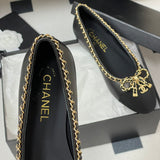 Women's Sheepskin and Patent Leather Patchwork Ballet Flats with Chain Detail in Black| G46663