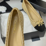 Women's Beige Lambskin Chain-Detailed Two-Tone Bow Ballet Flats |G46663