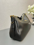 Black Medium Leather Shoulder Bag |1BC229_2CYS_F0002_V_LVM
