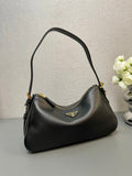 Black Medium Leather Shoulder Bag |1BC229_2CYS_F0002_V_LVM