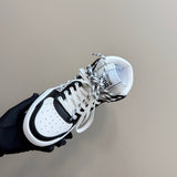 Women's High-Top Sneaker in white and black calf leather with white technical mesh| KCK431CTF_S19W