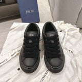 Men's B33 Low-Top Sneakers in Black Grained Calfskin and Black Leather| 3SN303ZAY_H900