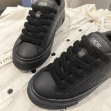Men's B33 Low-Top Sneakers in Black Grained Calfskin and Black Leather| 3SN303ZAY_H900
