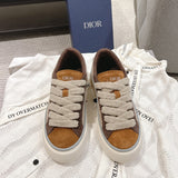 Men's B33 Low-Top Sneakers in Brown and Cream Oblique Jacquard Fabric with Brown and Cognac Suede Accents | 3SN303ZWN_H781